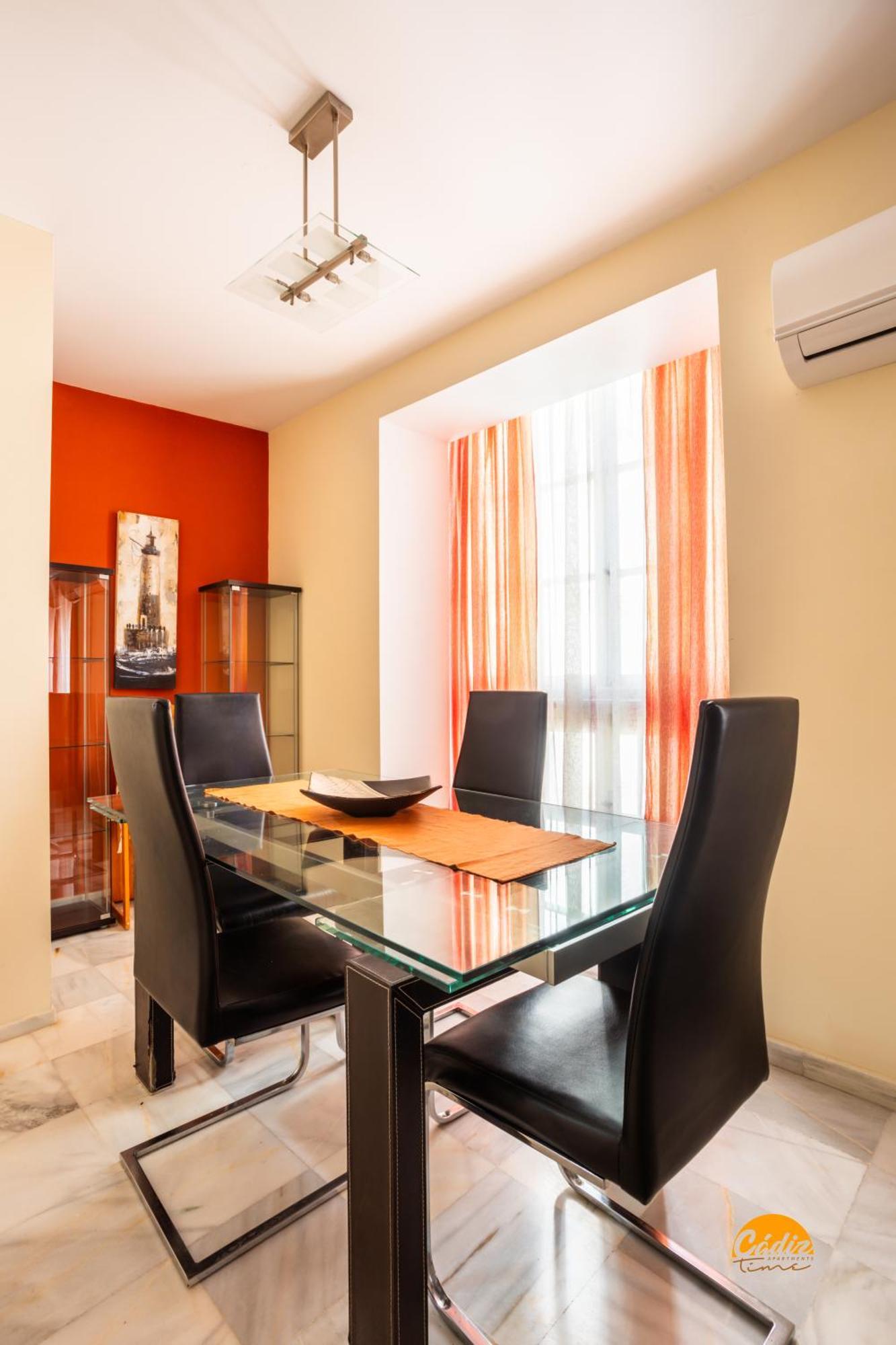 Red Home By Cadiz Time Екстер'єр фото